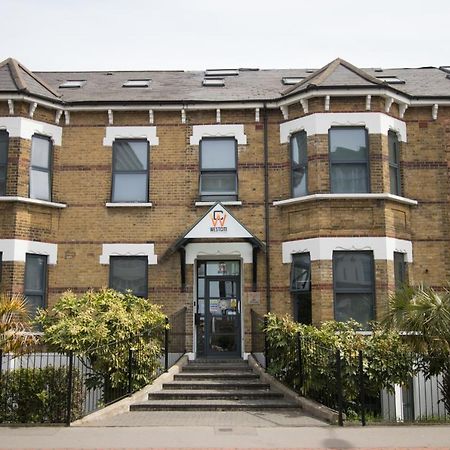 Westciti Croydon Serviced Apartments Екстер'єр фото